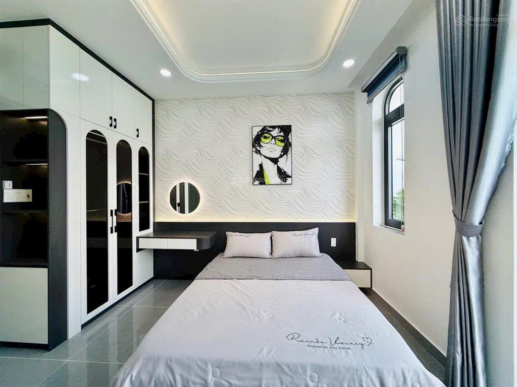 Nhà 1 lửng 3 lầu full nt cao cấp  giá tốt sát gò vấp dt 4m x 14m  gần tô ngọc vân  ngã tư ga