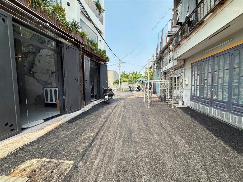 Nhà 1 lửng 3 lầu full nt cao cấp  giá tốt sát gò vấp dt 4m x 14m  gần tô ngọc vân  ngã tư ga