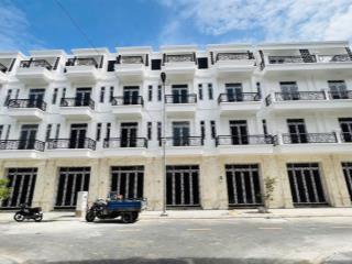 Nhà 1 trệt 3 lầu hẻm 12m võ thị liễu sát đh nguyễn tất thành  chợ vườn lài.dt. 4m x 13m  khu vip