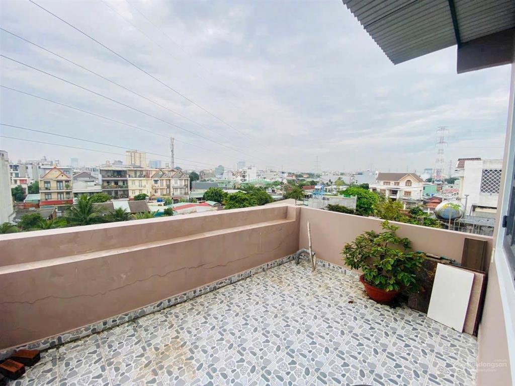 Nhà 3 lầu hẻm thông 8m tl16 qua tl15 sát ngã tư ga. tiện làm văn phòng  cty. dt 4.2m x 13m. vip