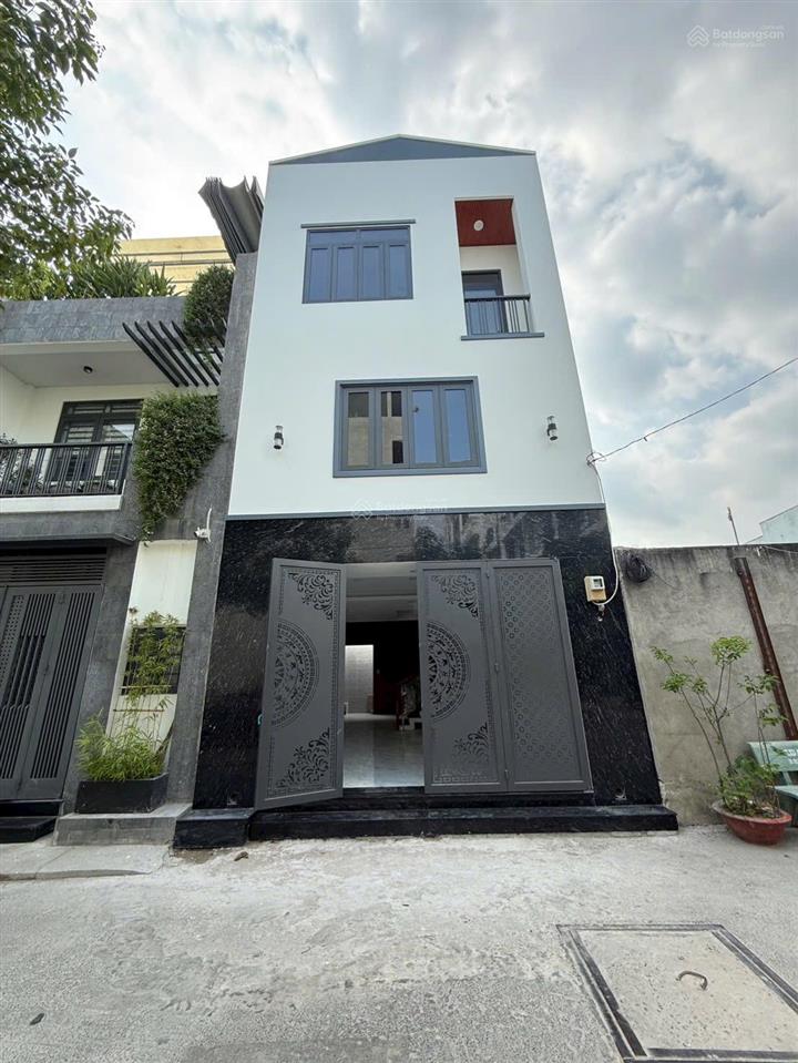 Nhà 1 lửng 1 lầu hẻm 10m sát ngã tư ga  gần nguyễn oanh gò vấp. dt. 5m x 11m  giá tốt