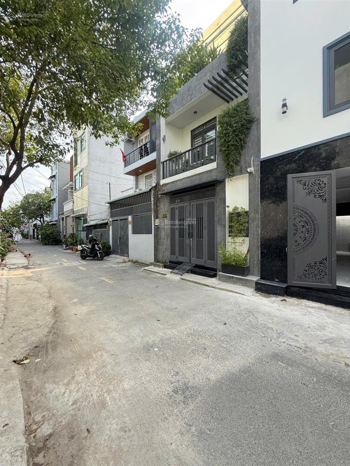 Nhà 1 lửng 1 lầu hẻm 10m sát ngã tư ga  gần nguyễn oanh gò vấp. dt. 5m x 11m  giá tốt