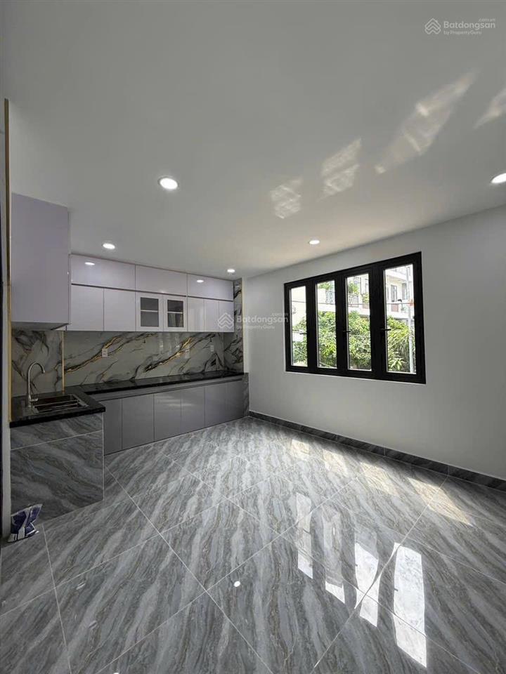 Nhà 1 lửng 1 lầu hẻm 10m sát ngã tư ga  gần nguyễn oanh gò vấp. dt. 5m x 11m  giá tốt