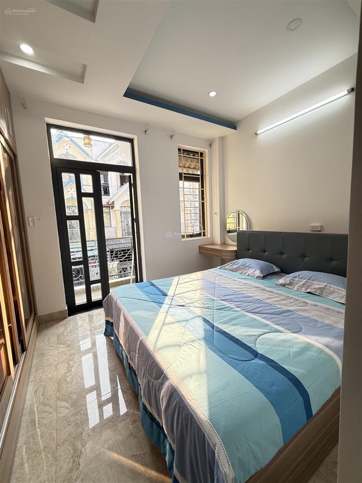 Nhà 2 lầu hẻm 8m tl19  sát chợ cầu đồng  ngã tư ga. dt. 4m x 14m  khu vip vạn xuân. giá tốt