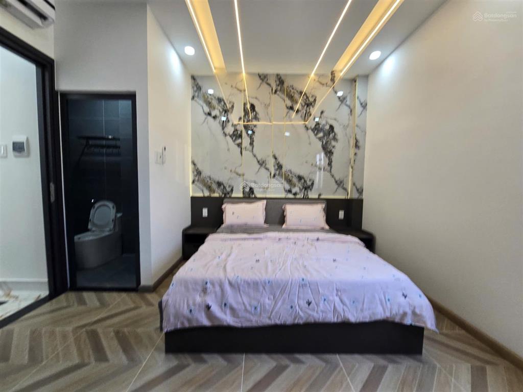 Nhà 2 lầu hẻm 12m khu cao cấp  gần mặt tiền hà huy giáp  ngã tư ga.dt. 4.5m x 12m  giá tốt q12