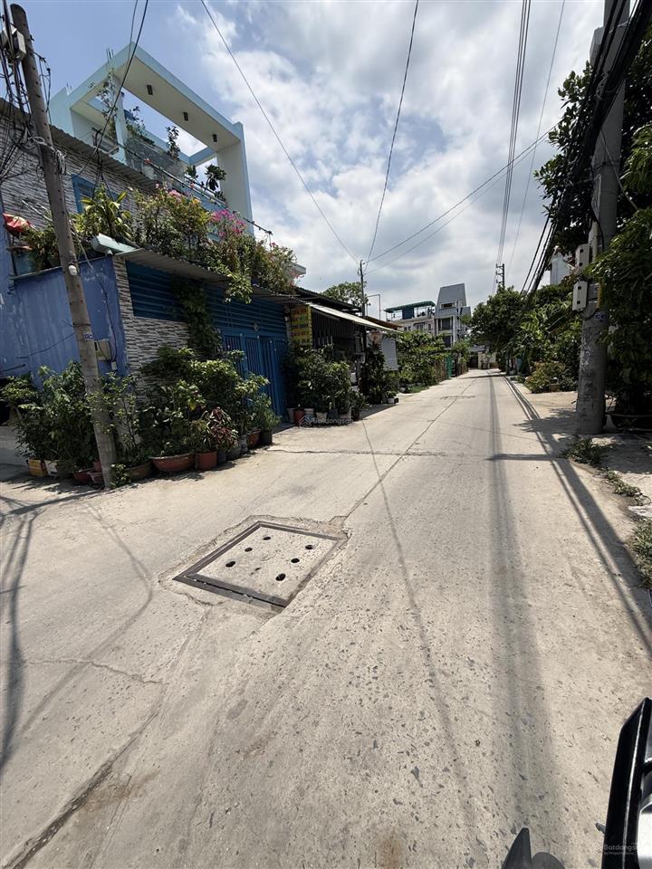 Đất 4m x 20m 75m2 thổ.hẻm thông 8m gần mt hà huy giáp  ngã tư ga. giá rất tốt  có 2 lô liền kề.
