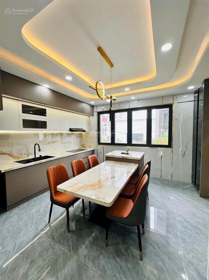 Nhà xây mới 1 lửng 3 lầu full nt cao cấp.hẻm 1 trục 8m sát ngã tư ga. 4.5m x 14m  giá tốt nhất kv