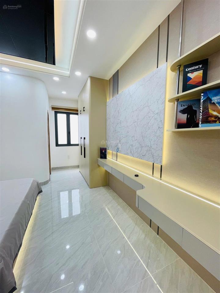 Giảm giá 900 triệu.nhà phố thang máy cao cấp 4m x 19m.hẻm 10m vào 1 trục tx25  ngã tư ga  giá tôt