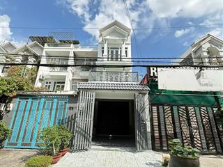 Nhà 3 lầu mặt tiền kinh doanh sát hà huy giáp  ngã tư ga. 4m x 20m  giá cực tốt.