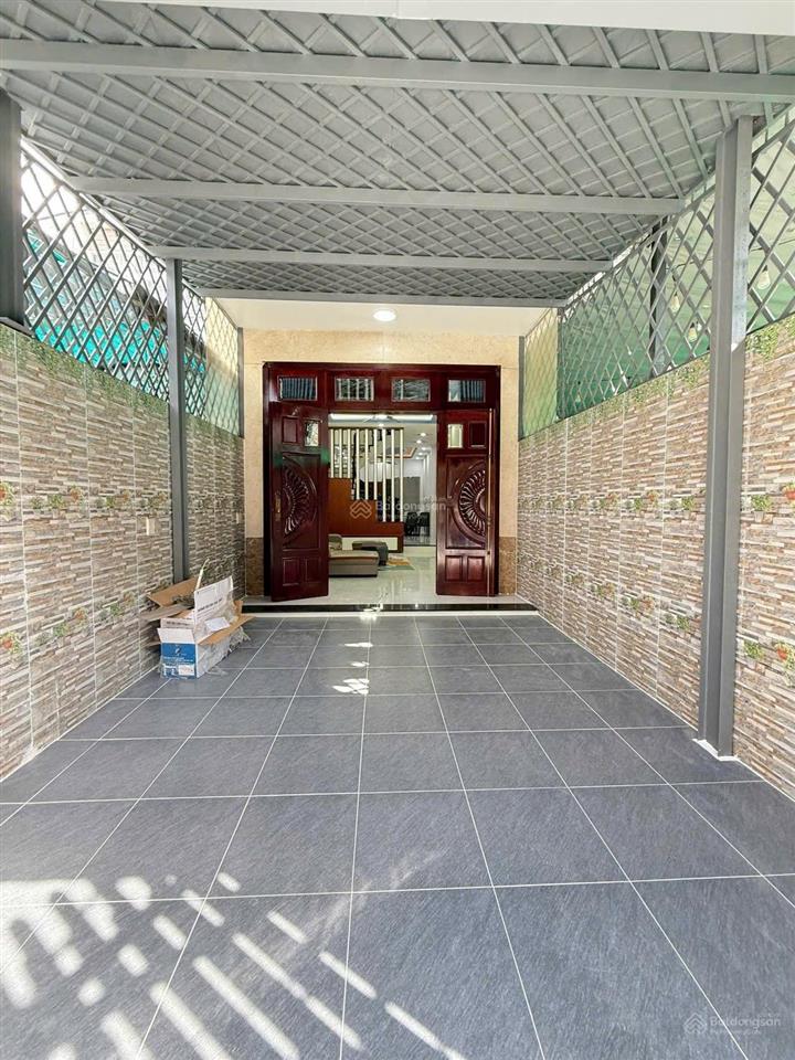Nhà 3 lầu mặt tiền kinh doanh sát hà huy giáp  ngã tư ga. 4m x 20m  giá cực tốt