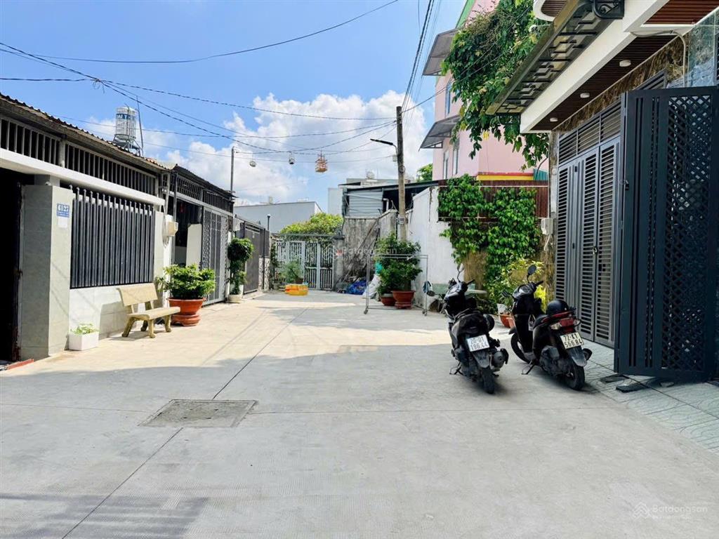 Giá cực tốt. nhà 1 lửng 3 lầu hẻm 10m gần hà huy giáp  ngã tư ga. dt. 4m x 16m  nội thất cao cấp