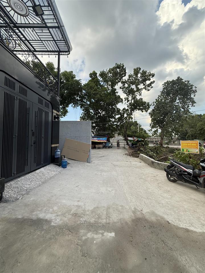 Nhà 1 lửng 4,5m x 16m  mặt tiền tl22 sát ngã tư ga  giáp nguyễn oanh gò vấp. xây mới  giá tốt.