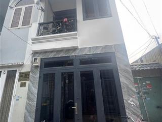 Bán nhà giá rẻ sổ hồng riêng đường tô ký, phường tân chánh hiệp, quận 12 đúc một trệt, một lầu