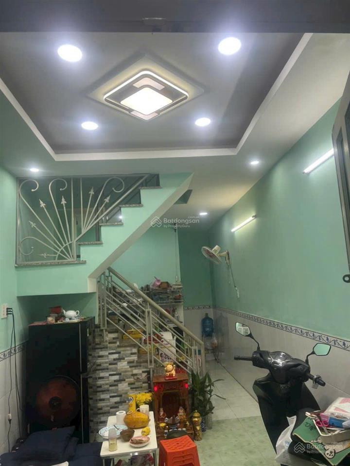 Bán nhà giá rẻ đường hà huy giáp, phường thới an, quận 12 cũ đúc một trệt, một lầu