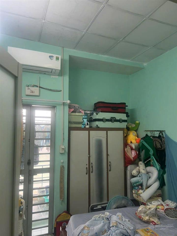 Bán nhà giá rẻ đường hà huy giáp, phường thới an, quận 12 cũ đúc một trệt, một lầu