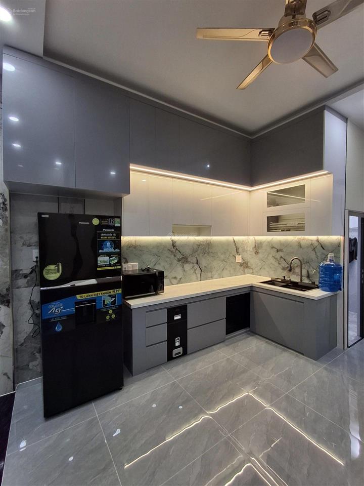 Bán nhà 117/ phạm văn đồng p 3 gò vấp. dt 55m2. giá 9,3 tỷ 0985 243 ***