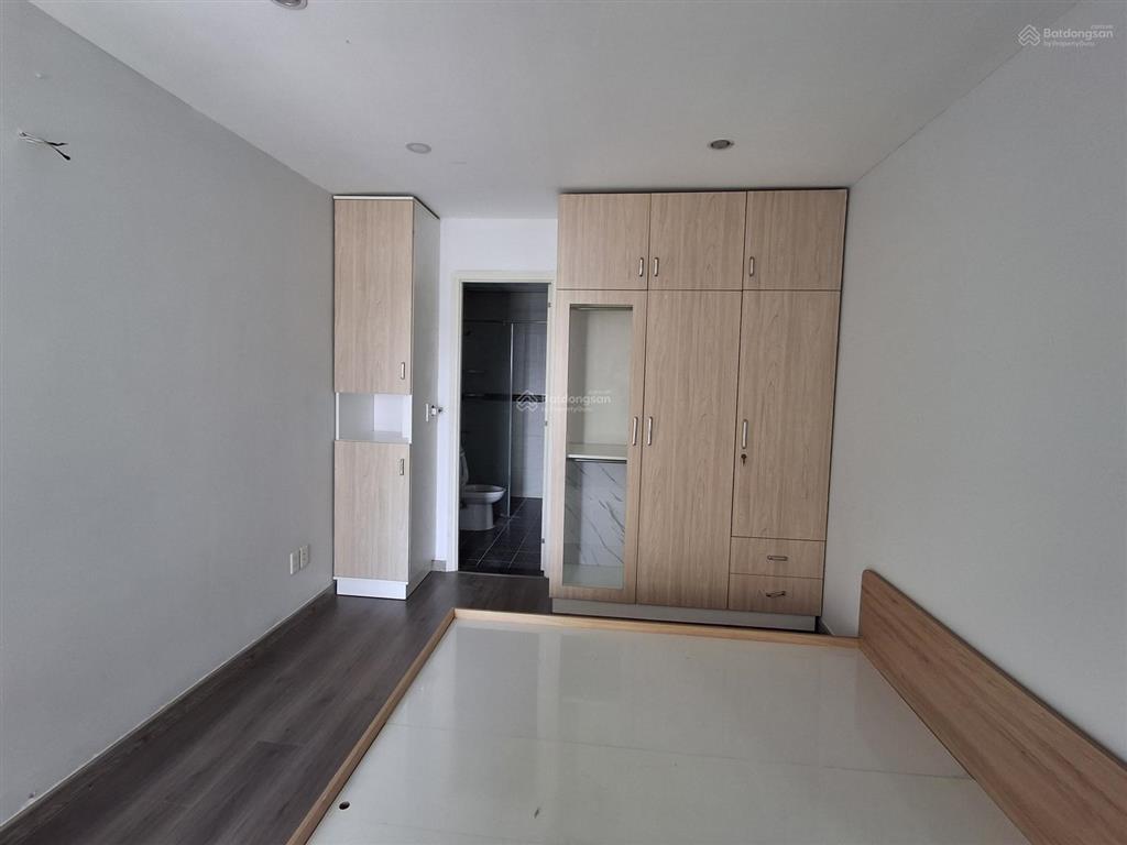 Chính chủ bán căn hộ chung cư hà đô nguyễn văn công phường 3, gò vấp. 5,6 tỷ. dt 82m2