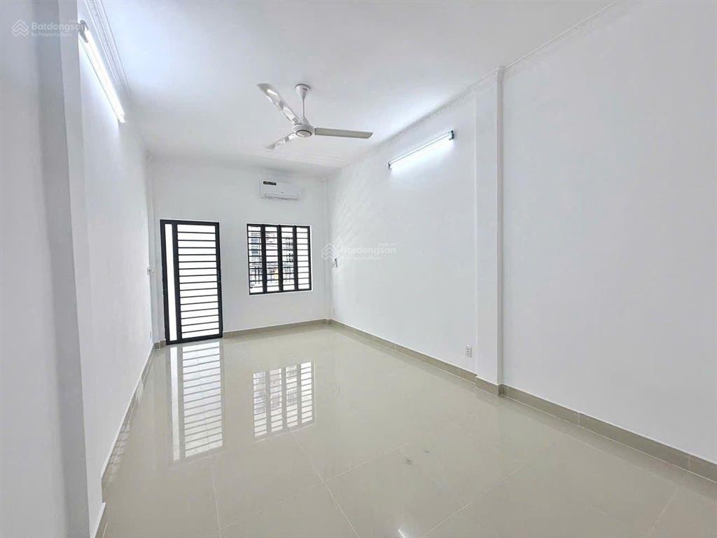 Bán nhà 843/ nguyễn kiệm, phường 3, gò vấp. dt 60m2. giá 8,7 tỷ