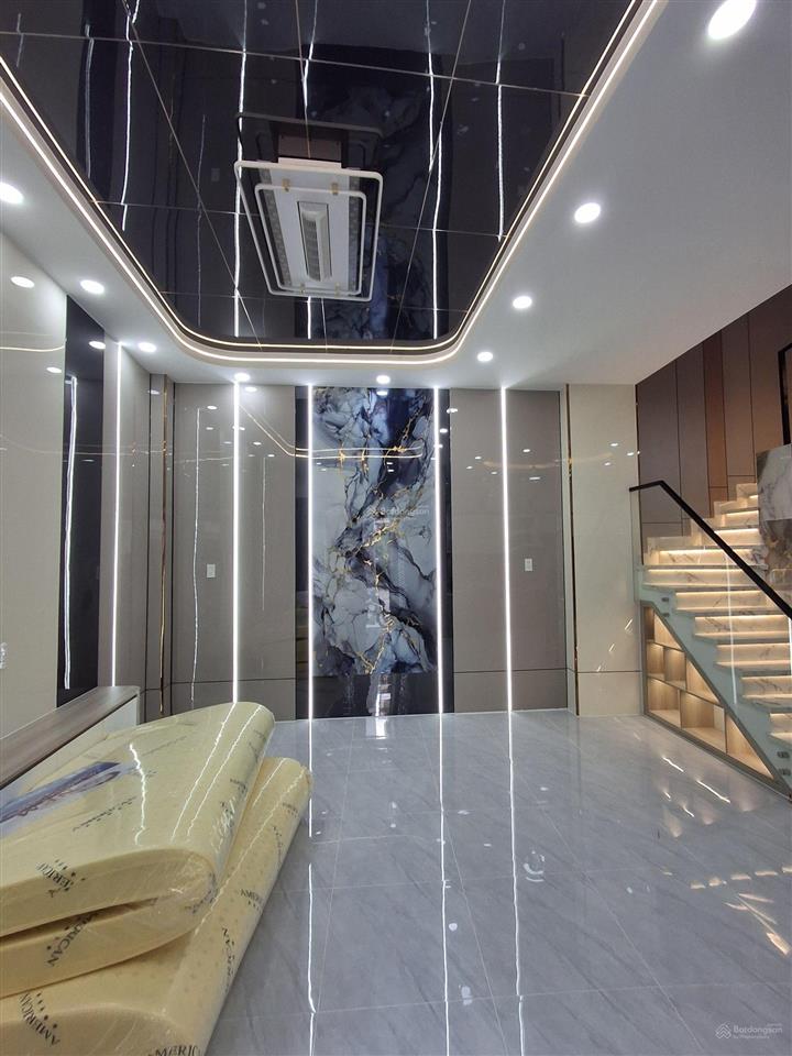 Bán nhà 112/phạm văn đồng, phường 3 gò vấp 7,8 tỷ 0985 243 ***