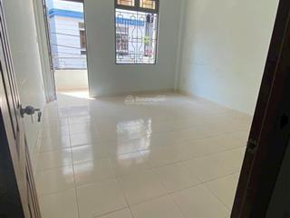 Cho nhà 55/ nguyễn văn công phường 3 gò vấp. giá 12 tr/tháng 0985 243 ***