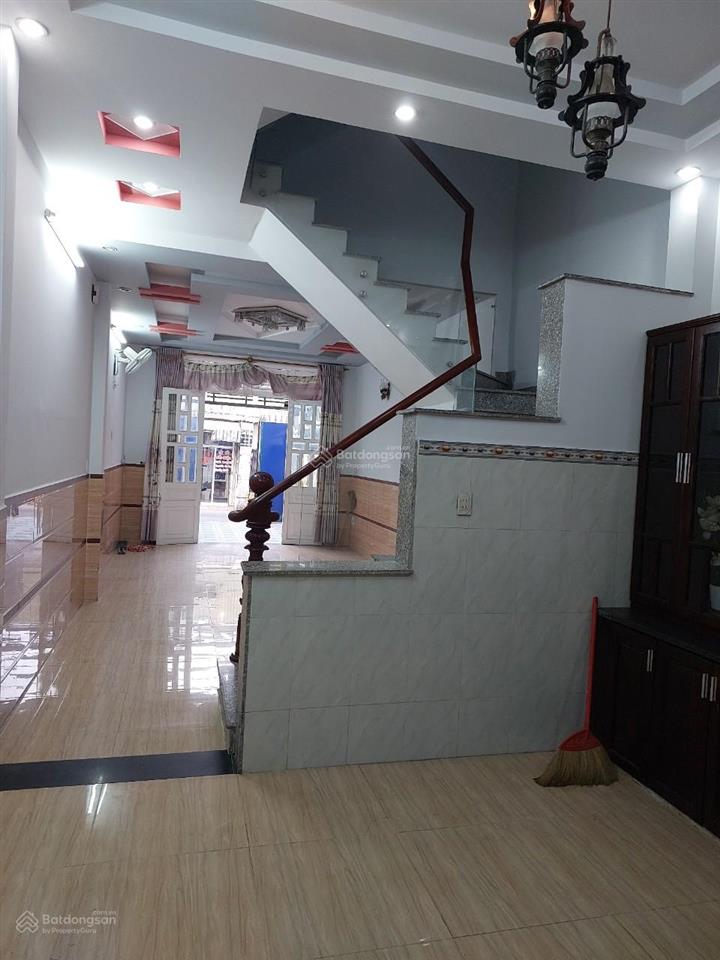 Chính chủ cho thuê nhà 55/ nguyễn văn công, phường 3, gò vấp dt 65m2. giá 17 tr/th. 0985 243 ***