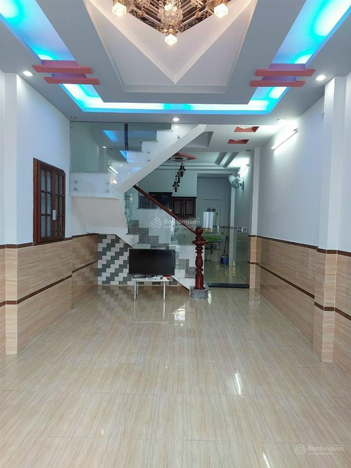 Chính chủ cho thuê nhà 55/ nguyễn văn công, phường 3, gò vấp dt 65m2. giá 17 tr/th. 0985 243 ***