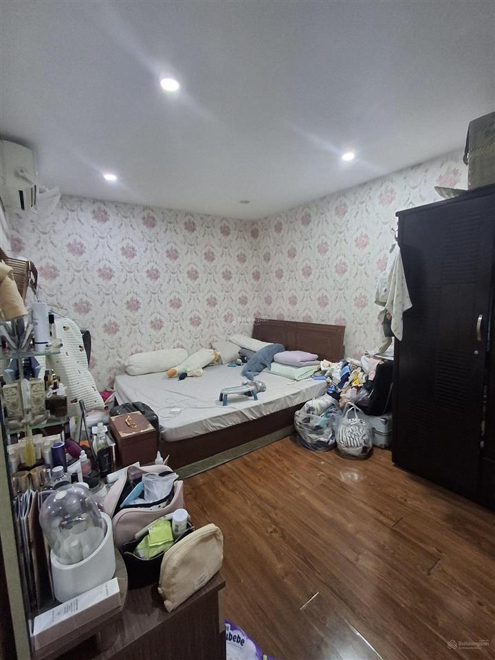 Chính chủ cho thuê chcc bộ đội biên phòng. dt 50m2 giá 10 triệu/th 0985 243 ***