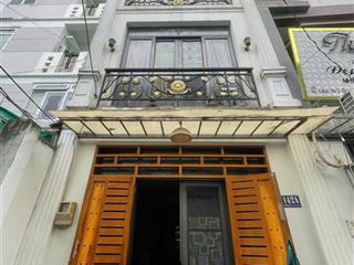 Cần bán gấp nhà đẹp  vị trí đẹp  chính chủ