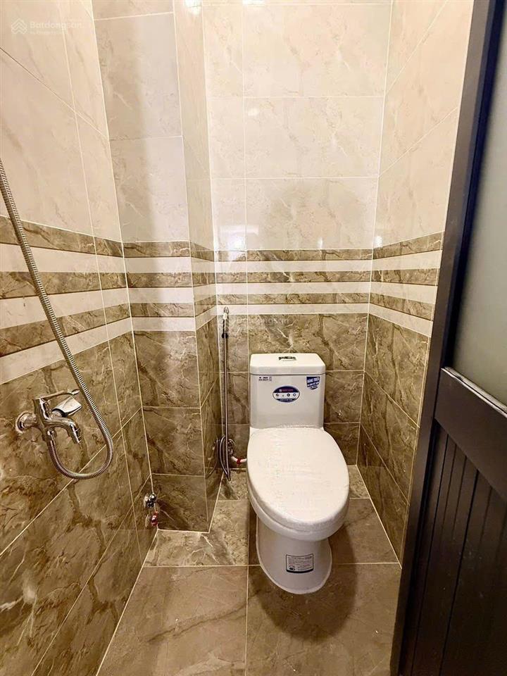 Cần bán gấp nhà đẹp đúc 3 lầu giá rẻ  chính chủ