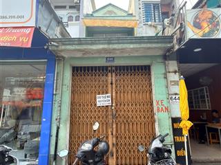 Cần cho thuê gấp nhà mặt tiền vị trí đẹp chính chủ