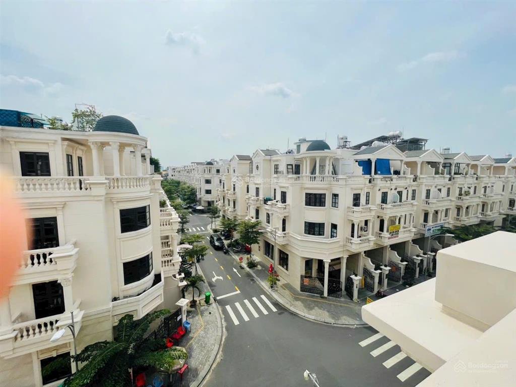 Bán căn góc diện tích đất 136m2, 4 tầng, giá rẻ nhất khu cityland gò vấp kinh doanh cho thuê