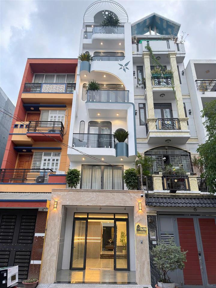 Bán nhà 4 phòng ngủ thiết kế hiện đại vip khu gò vấp, diện tích 76m2 giá chào 16,8 tỷ