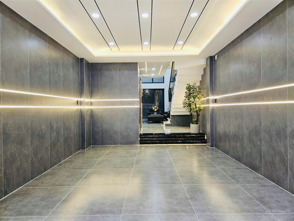 Bán nhà 4 phòng ngủ thiết kế hiện đại vip khu gò vấp, diện tích 76m2 giá chào 16,8 tỷ