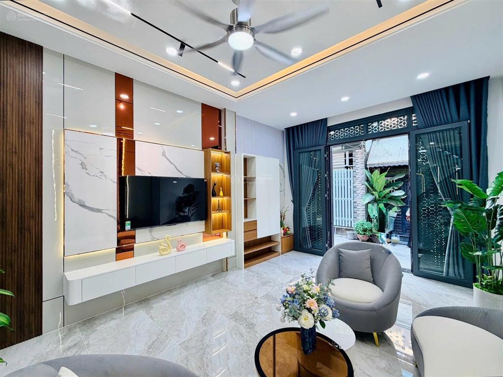 Chủ thiện chí bán nhà mới xây 1 trệt  2 lầu hxh phường 14 gò vấp giá 7,4 tỷ có thương lượng