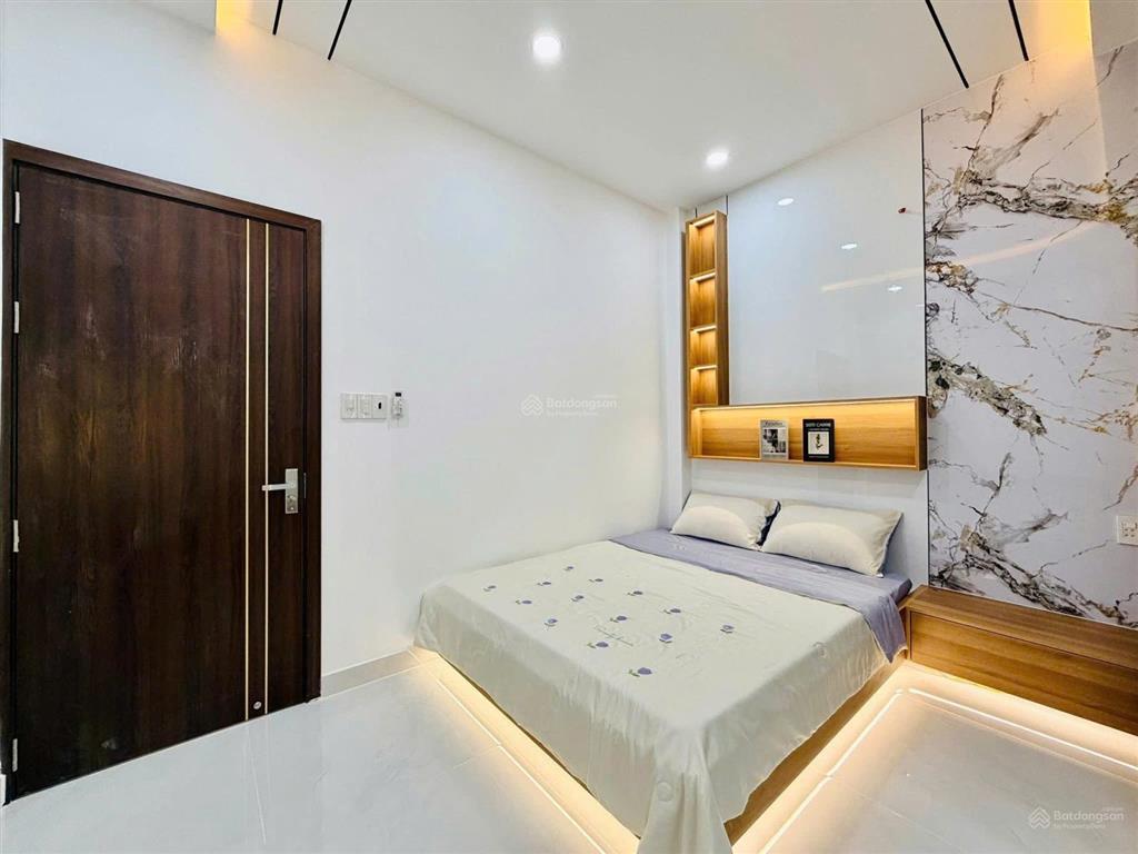 Chủ thiện chí bán nhà mới xây 1 trệt  2 lầu hxh phường 14 gò vấp giá 7,4 tỷ có thương lượng