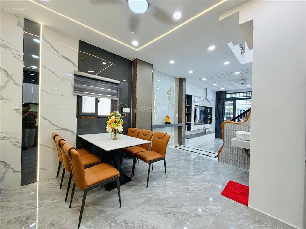 Siêu phẩm mới toanh  nhà đẹp 4x10m, full nội thất cao cấp gò vấp