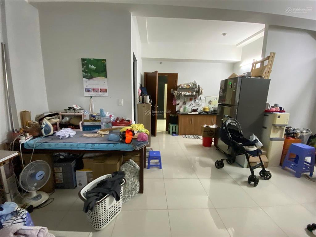 Cần bán gấp căn hộ chung cư sài gòn có.op , dt 57 m2 gồm 2 phòng ngủ,1 vệ sinh giá 3 ty230