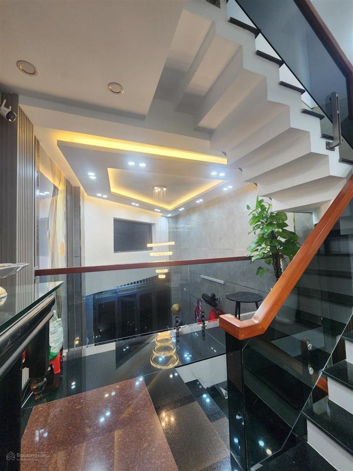 Bán gấp nhà mới 2 mặt tiền hẻm xe hơi tân quý trệt lửng 3 lầu giá chỉ 8.8 tỷ  0938 507 ***