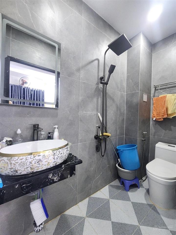 Bán gấp nhà mới 2 mặt tiền hẻm xe hơi tân quý trệt lửng 3 lầu giá chỉ 8.8 tỷ  0938 507 ***