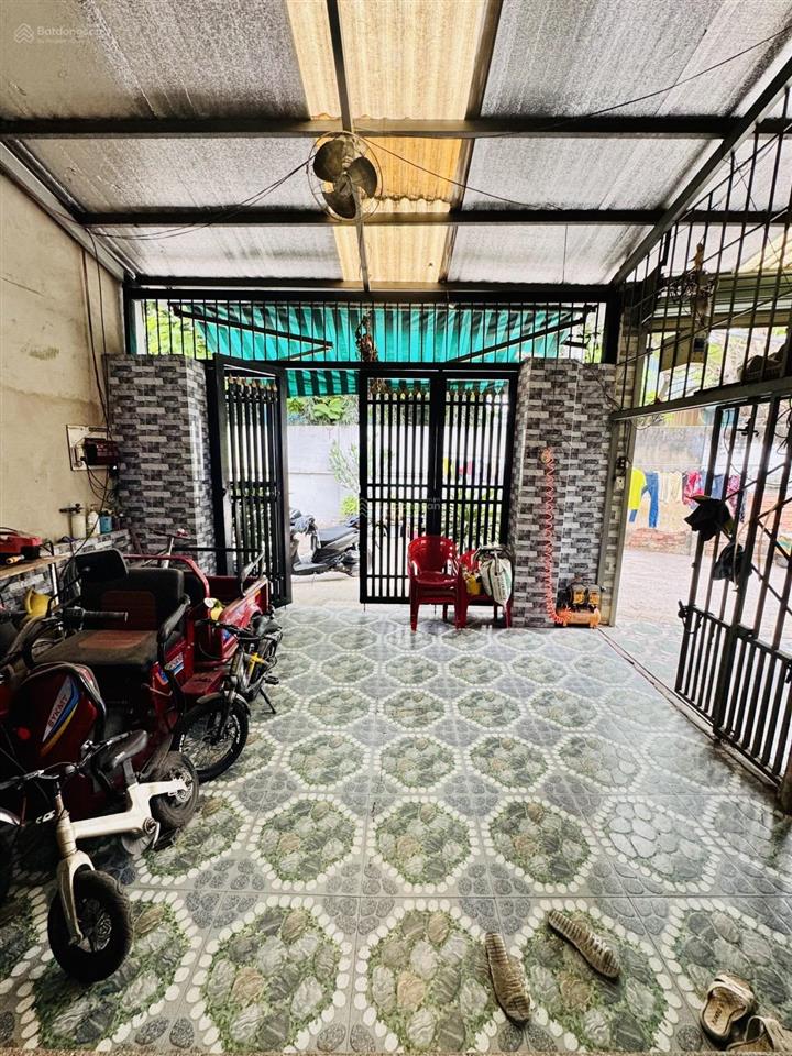 Bán gấp nhà 93m2 1 trệt 1 lầu hẻm xe hơi ngay lê trọng tấn giá chỉ 7.9 tỷ thương lượng  093850717