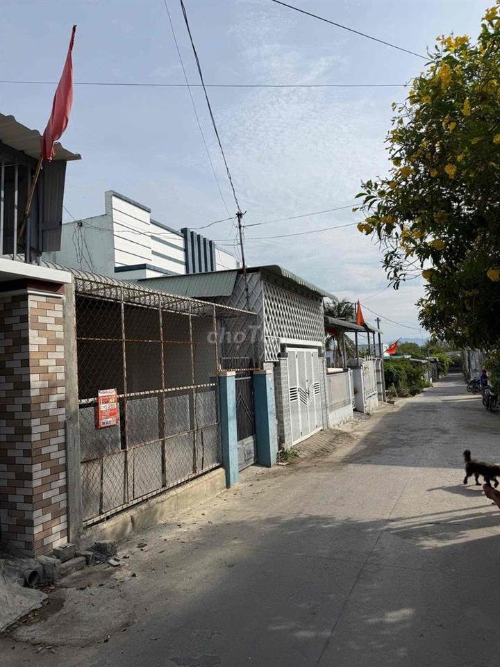 Kẹt tiền bán gấp nhà cấp 4