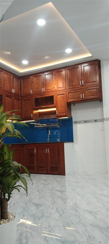 Bán nhà mặt tiền gần trần văn mười 5m x 22m đúc 1 lầu