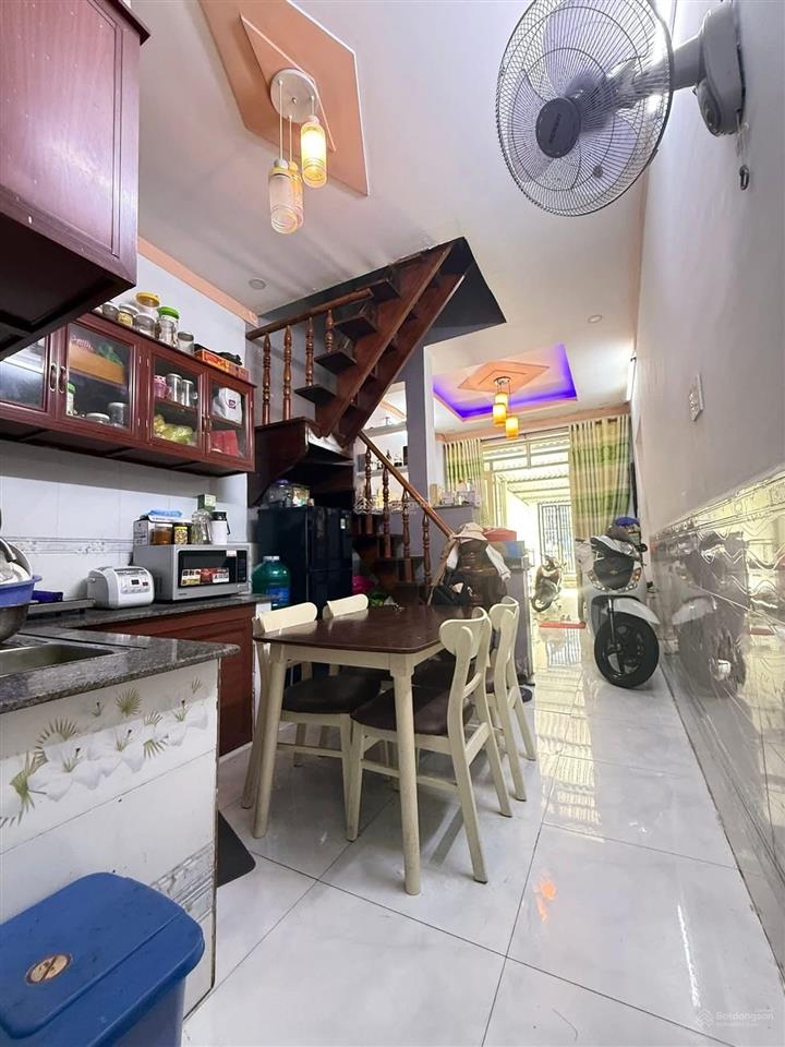 Bán nhà mặt tiền gần trần văn mười 5m x 22m đúc 1 lầu