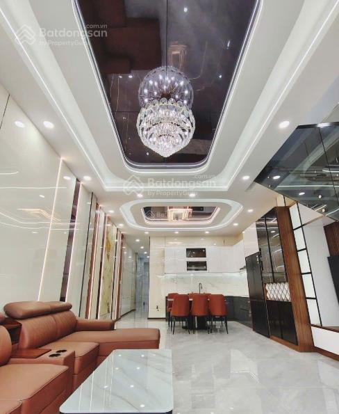 Bán nhà cao cấp đúc 1 lầu gần chợ đầu mối hóc môn 5m x 23m
