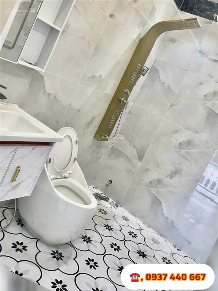 Bán nhà cao cấp đúc 4 tấm tại xã bà điểm 5m x 21m