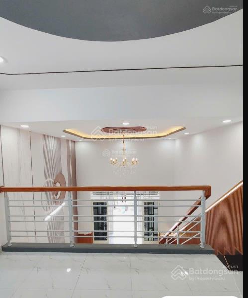 Bán nhà đúc lửng gần nhà thờ bùi môn 4m x 14m