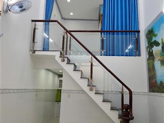 Nhà đúc lửng giá tốt  gần ubnd xã xuân thới đông  hóc môn 4m x 8m