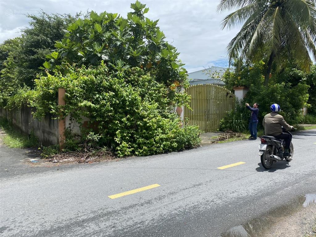 Cần chuyển nhượng 3800m2 có 600m2 thổ cư