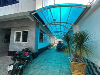 Cần bán nhà 2 mặt tiền tổng diện tích 873m2 đúc 6 tầng giá 49 tỷ