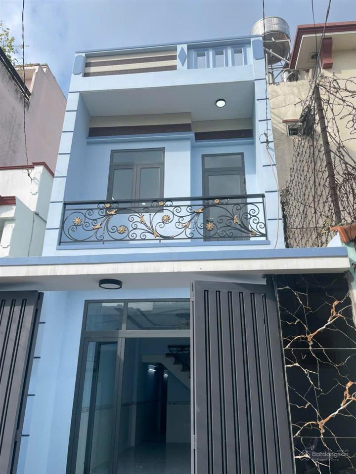 Cần bán gấp căn nhà p. đông hưng thuận, q. 12, dt 4m x 20m, 1 trệt, 1 lầu, giá 7,5 tỷ